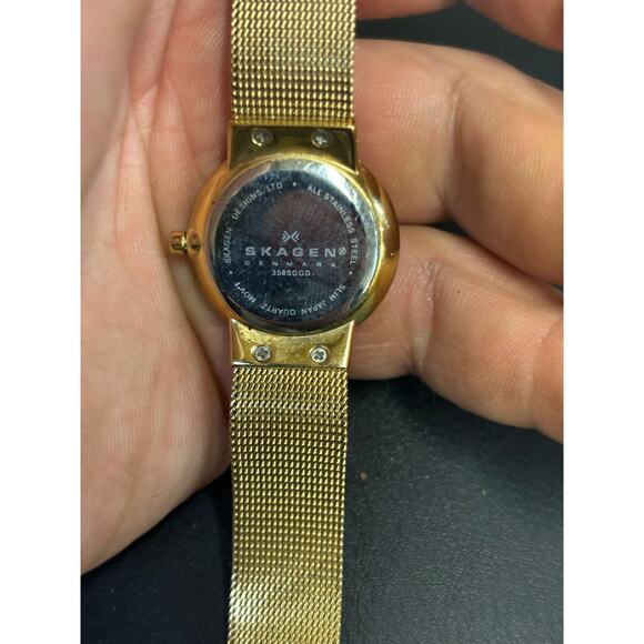 Skagen Denmark 358SGGD Gold Tone Mesh Band! New Battery! - Picture 8 of 8